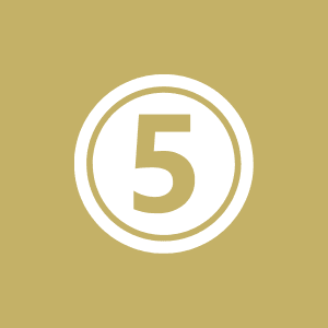 العزف على آلات النفخ الخشبية